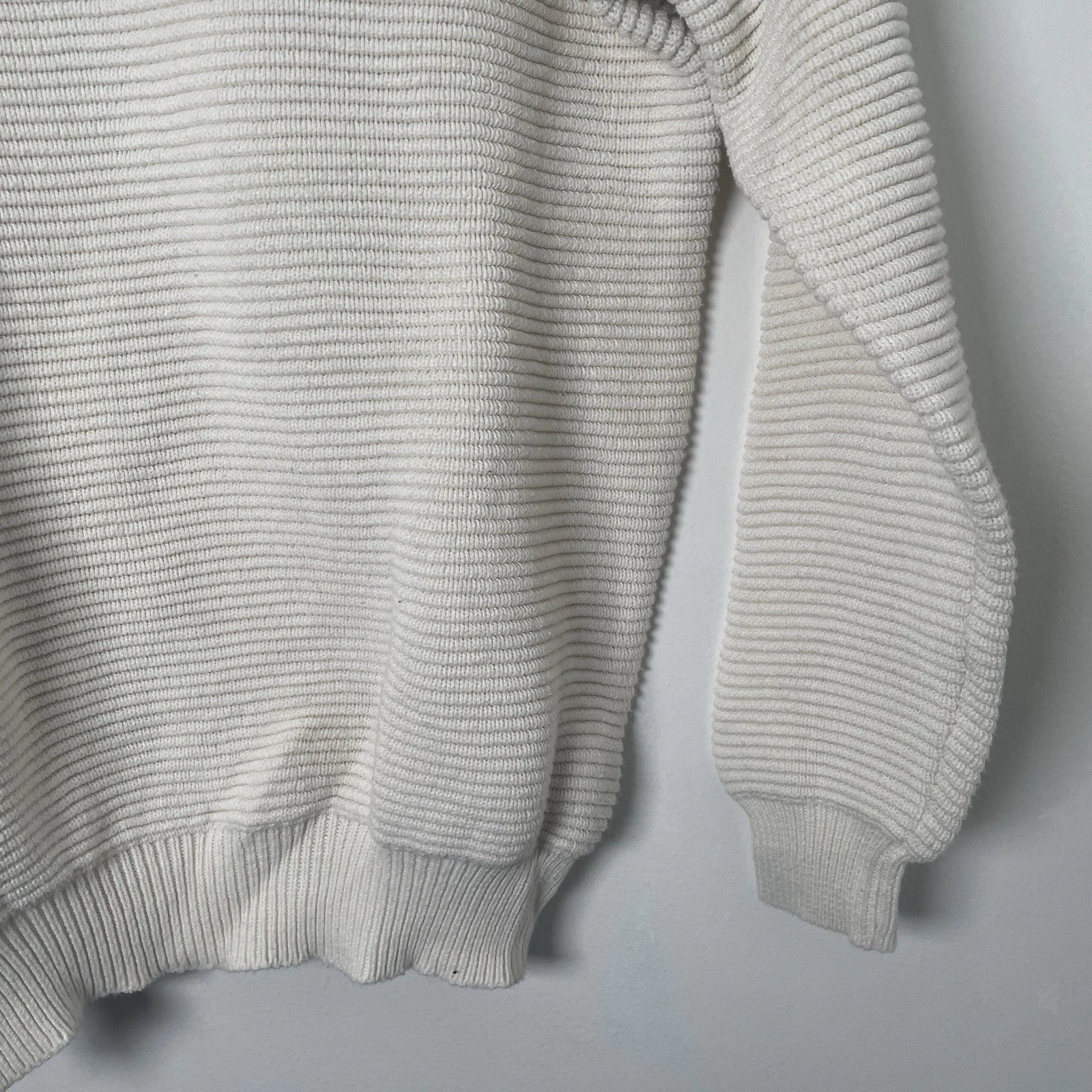 Forever 21 Men’s Medium Beige Crewneck Pullover Sweater